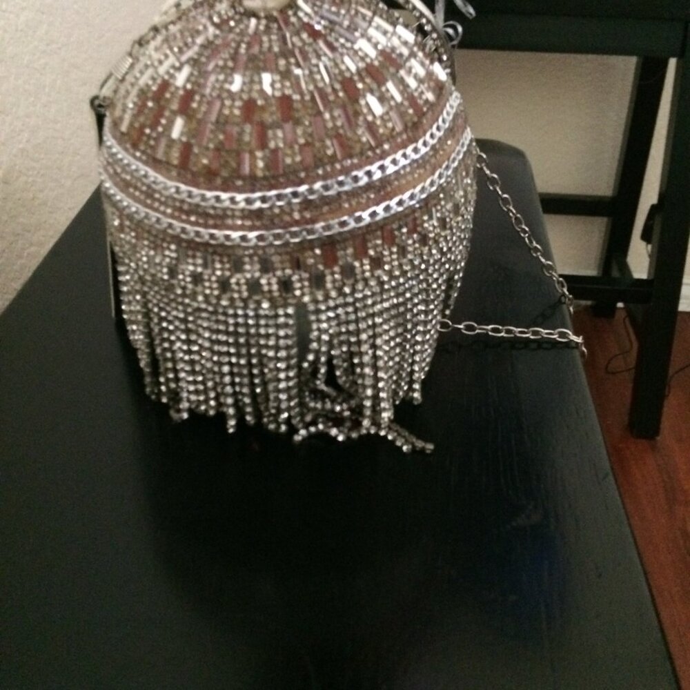 Sparkling round purse